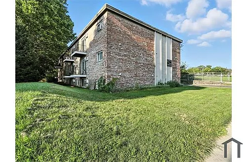 2145 Harrison Ave Photo 1
