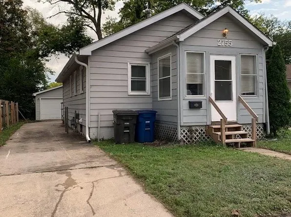 2755 Indianapolis Ave, Des Moines, IA 50317