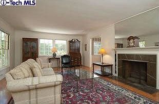 2nd image of 2246 Las Lunas St