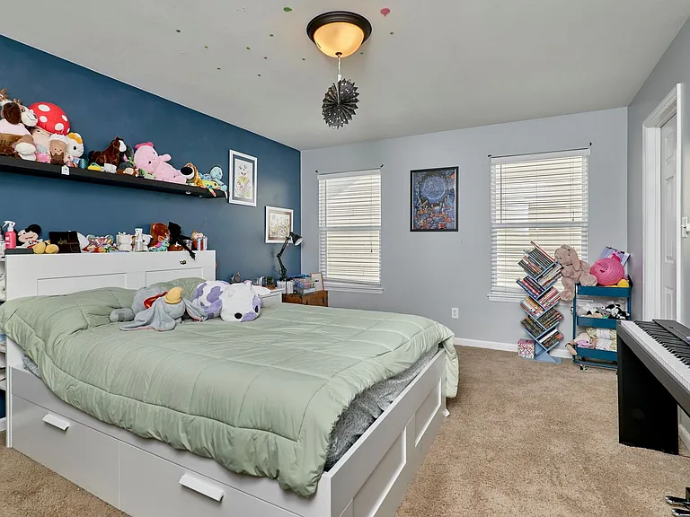 5233 Mirasol Manor Way — Photo 46