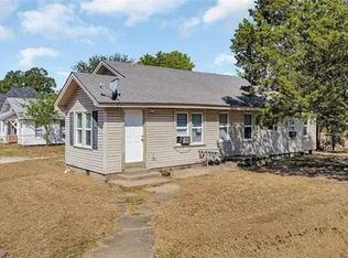 301 B St NW, Ardmore, OK 73401