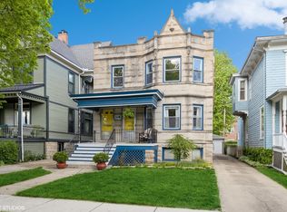 108 Clinton Ave #2, Oak Park, IL 60302