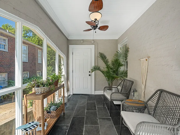 1261 Owsley Ave — Photo 19