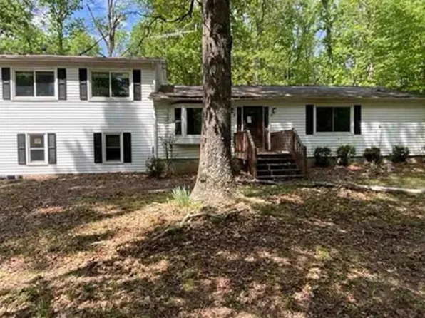 10505 Greenwood Dr, Spotsylvania, VA 22553