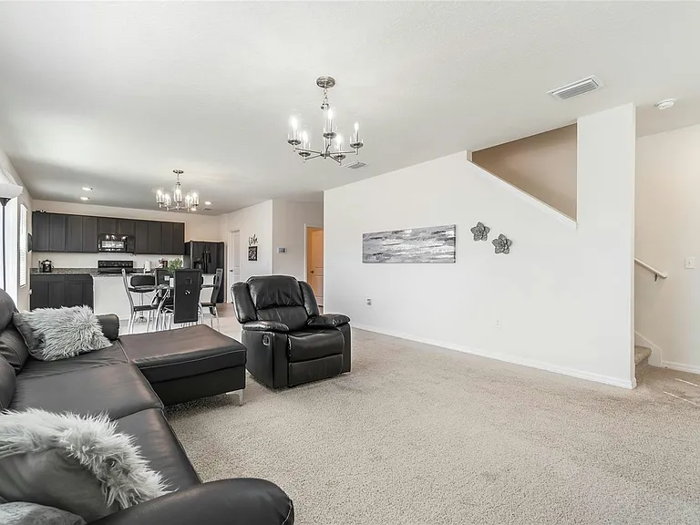10008 Jadite Pl — Photo 12