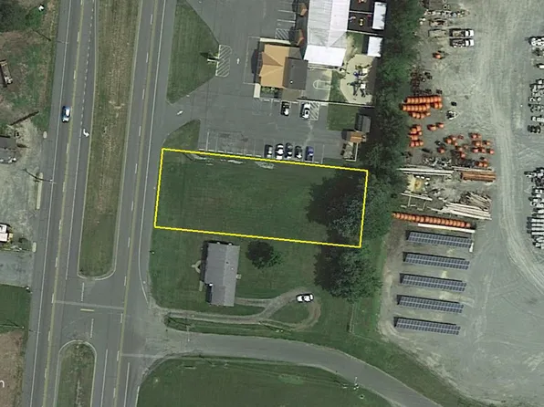 S Dupont Hwy, Harrington, DE 19952