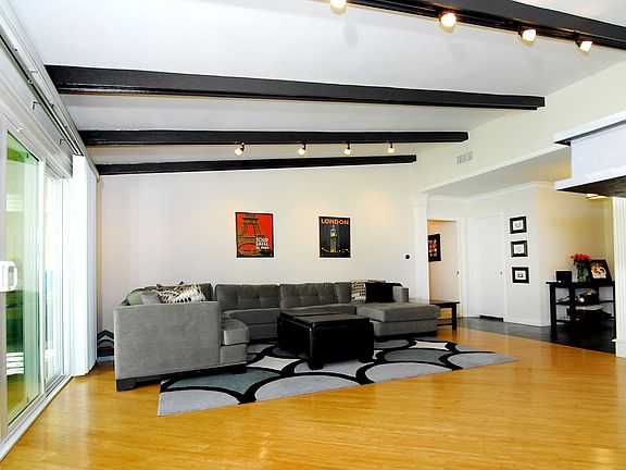 3rd image of 4456 Romero Dr