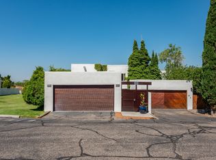 12 La Villita Ct NE, Albuquerque, NM 87112