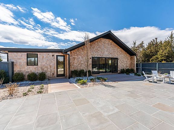 4th image of 2050 Depot Ln