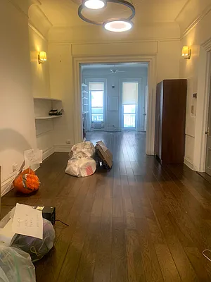 Rented by Metropolitan Property Group | media 9