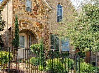 2452 Sunderland Ln, Lewisville, TX 75067