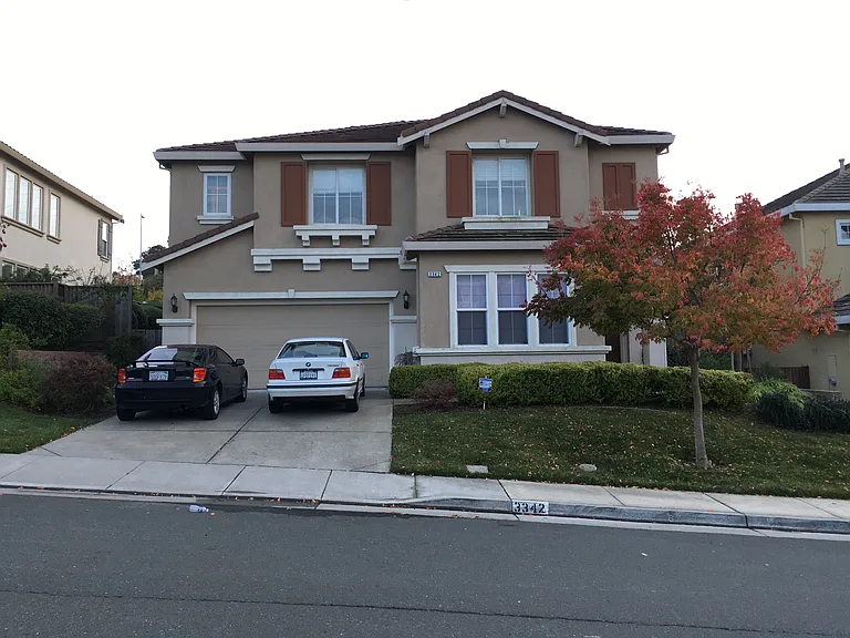 3342 Park Ridge Dr — Photo 1