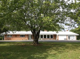 1255 Redwood Rd, Glade Hill, VA 24092