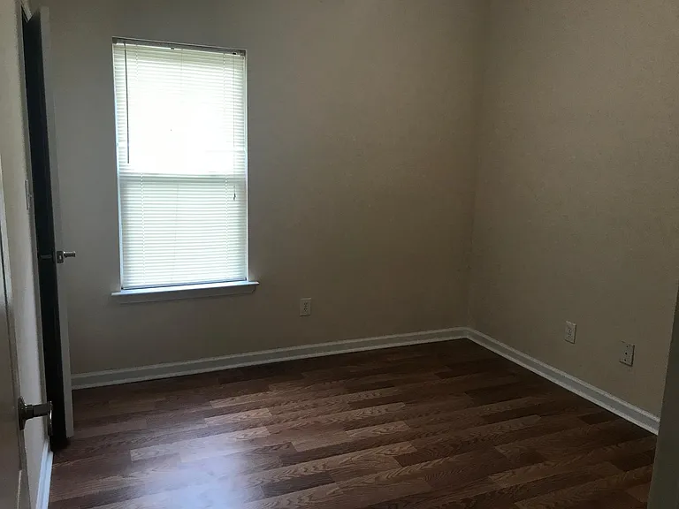 5238 Cottage Cir — Photo 9