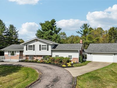8930 Crackel Rd, Chagrin Falls, OH, 44023