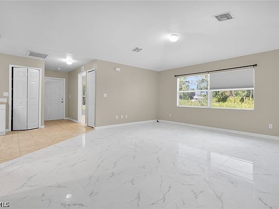 5th image of 5140/5142 29th St SW