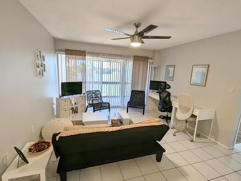 572 Orange Dr #68 — Photo 2