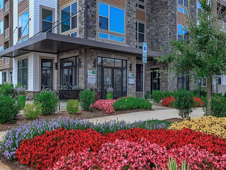 Berewick Pointe Apartments — Photo 31