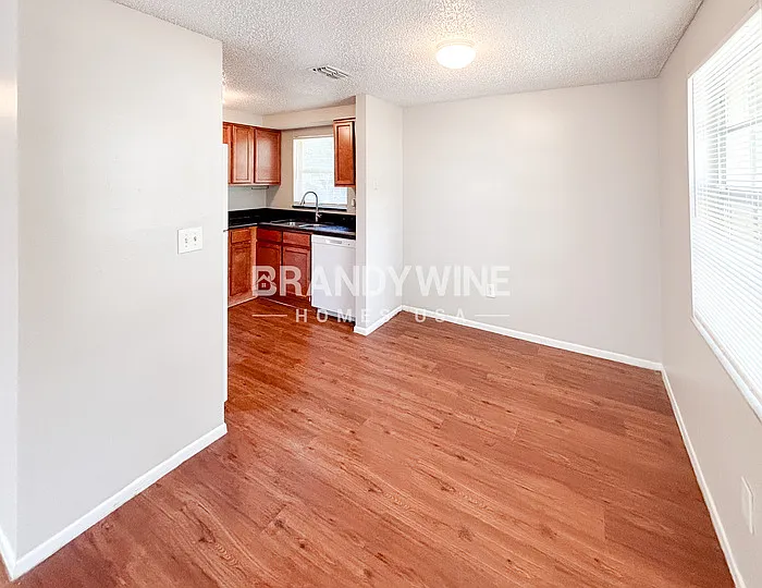 7308 S Kissimmee St — Photo 7