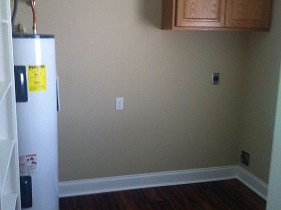 3rd image of 120 Prospect St