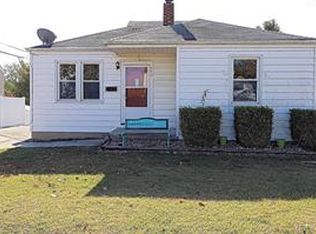 950 Ridgeway St, Ste Genevieve, MO 63670