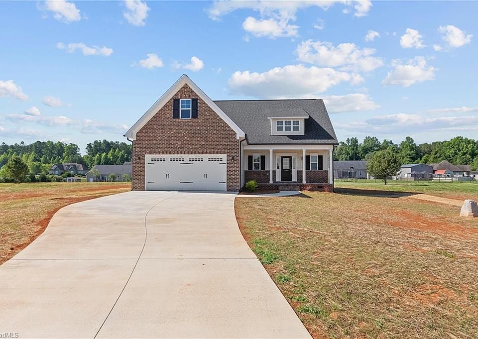 1st image of 7104 Lukes Ct