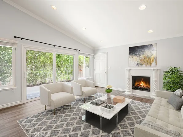 22236 Germain St Unit 1, Chatsworth, CA 91311