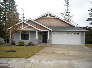 2271 SE Hebe Ct, Warrenton, OR 97146