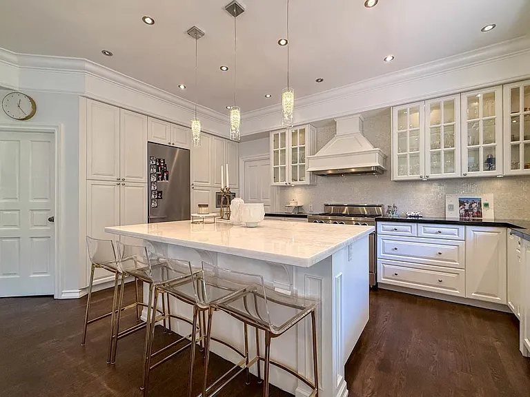 1249 Chartwell Pl — Photo 9