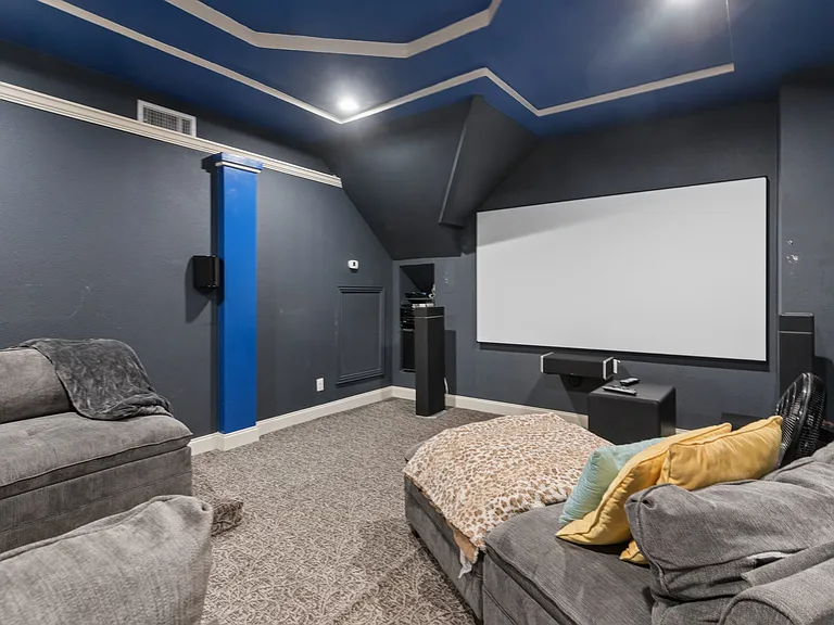 8212 Oakwood Dr — Photo 21