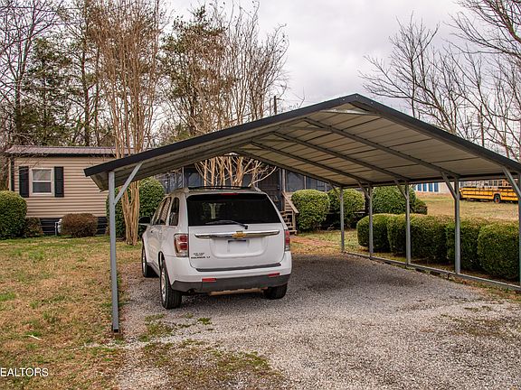 2nd image of 108 County Road 532