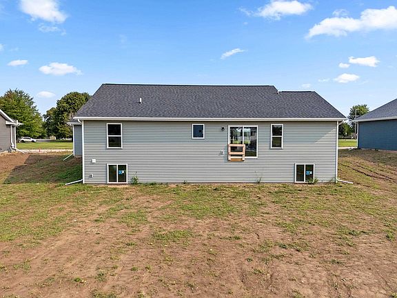 4th image of 1480 Birch Hill Ln