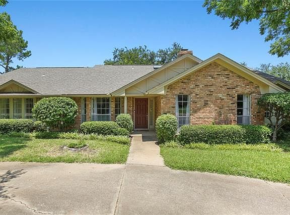 4th image of 5609 Oakmont Ln