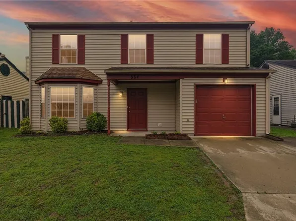 864 Page Pl, Newport News, VA 23608