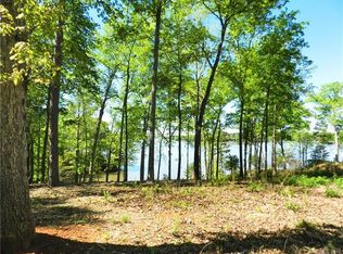 13701 Petworth Ct, Charlotte, NC 28278