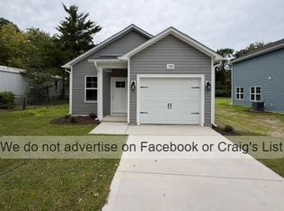 728 Chapel Hill Rd, Spring Lake, NC 28390