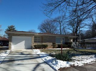 677 Yates Ave, Calumet City, IL