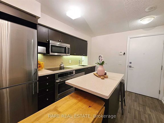4th image of 565 Wilson Ave #320W