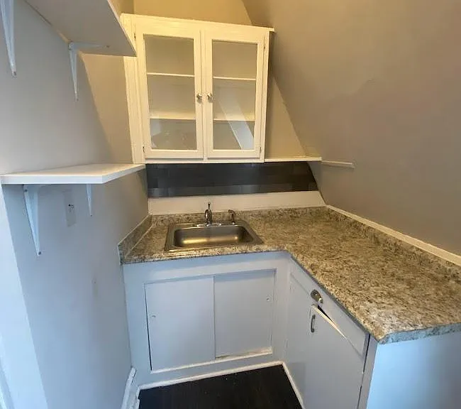 2522 Grove Ave #6 — Photo 2