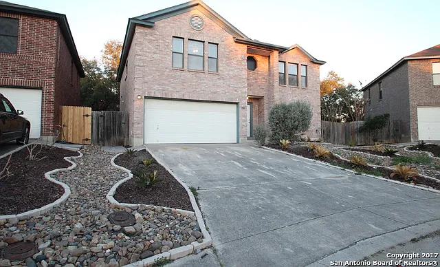 4 bed, 2.5 bath, 2857 sqft, $1,850 — Photo 3