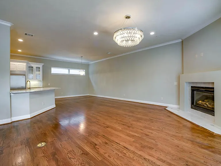 3817 Bowser Ave #B — Photo 11