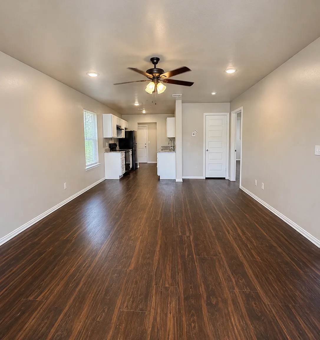 221 Pettit St SW — Photo 2