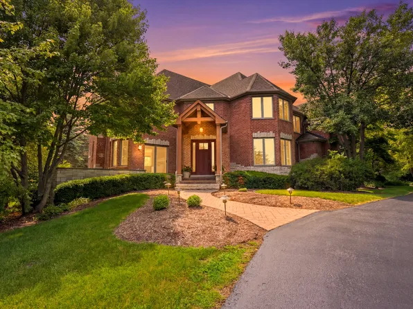 39542 Orchard Bluff Ln, Wadsworth, IL 60083
