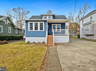 207 New Albany Rd, Moorestown, NJ 08057