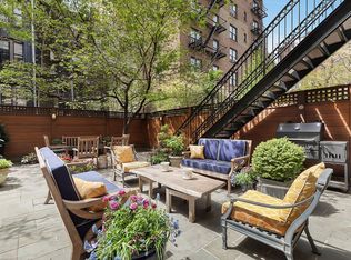 312 W 88th St, New York, NY 10024