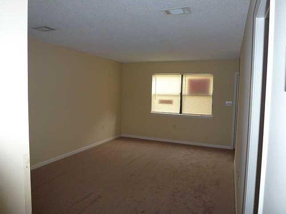 3rd image of 618 Gap Creek Dr #39