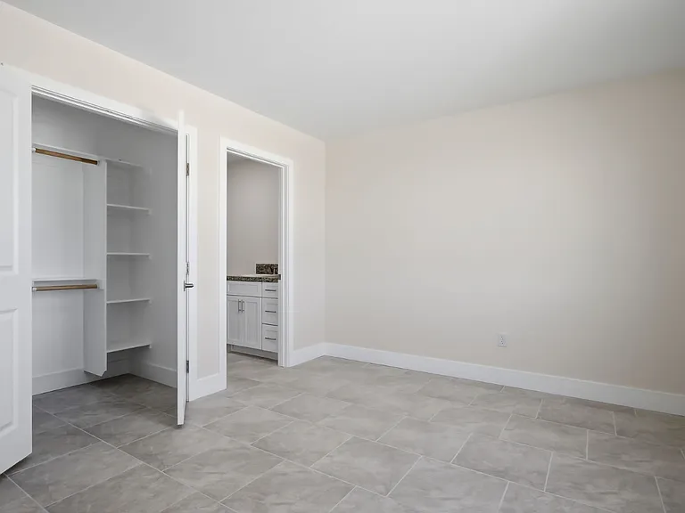 427 N Meadow Ln #A — Photo 12
