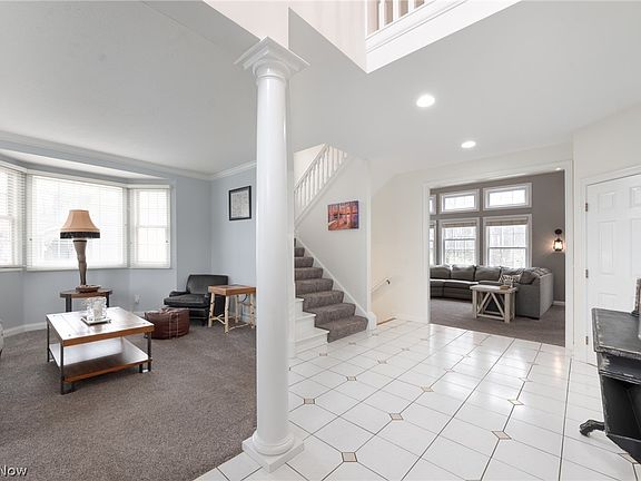 4th image of 24568 Briarwood Dr