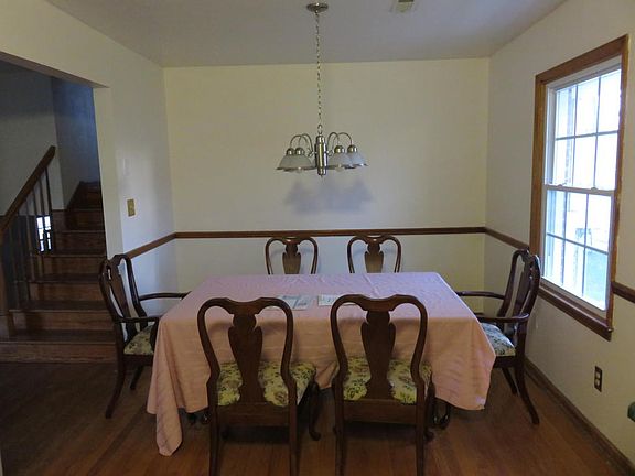 5th image of 2832 Tully Dr