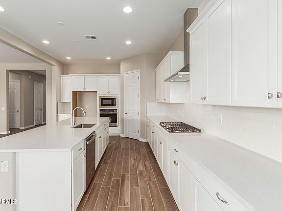 4th image of 21851 E STIRRUP Court